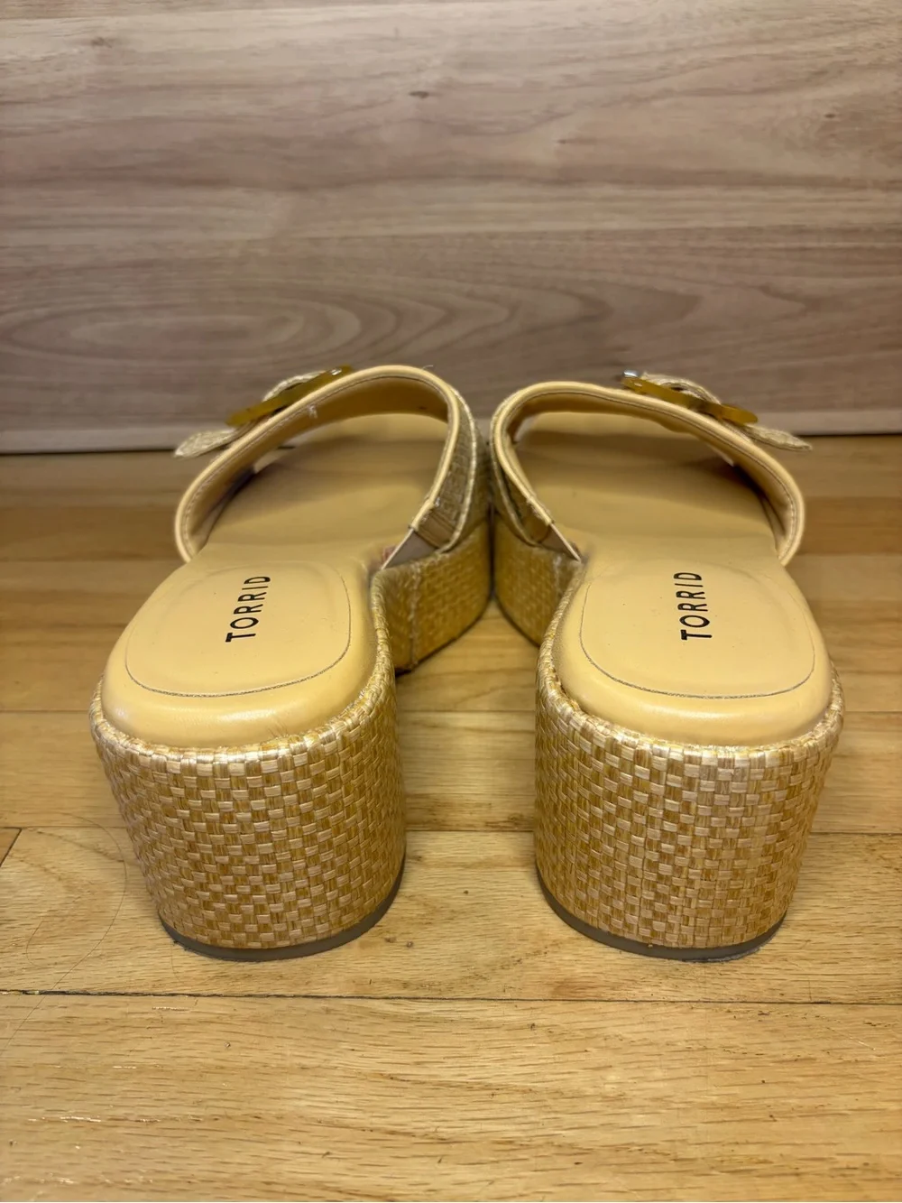 Torrid Tortoise Shell Buckle Woven Beige Platform Slide Sandals - Size 8WW